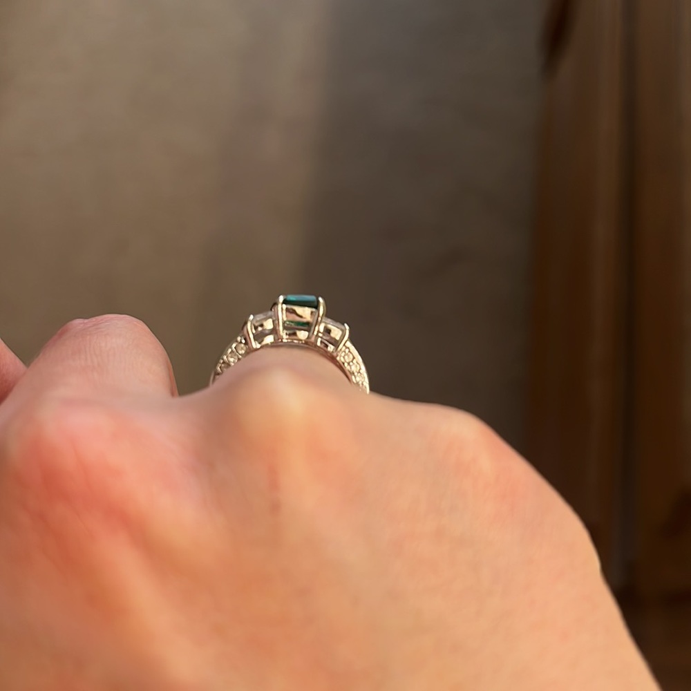 Fragrant jewels ring - Picture 2 of 3